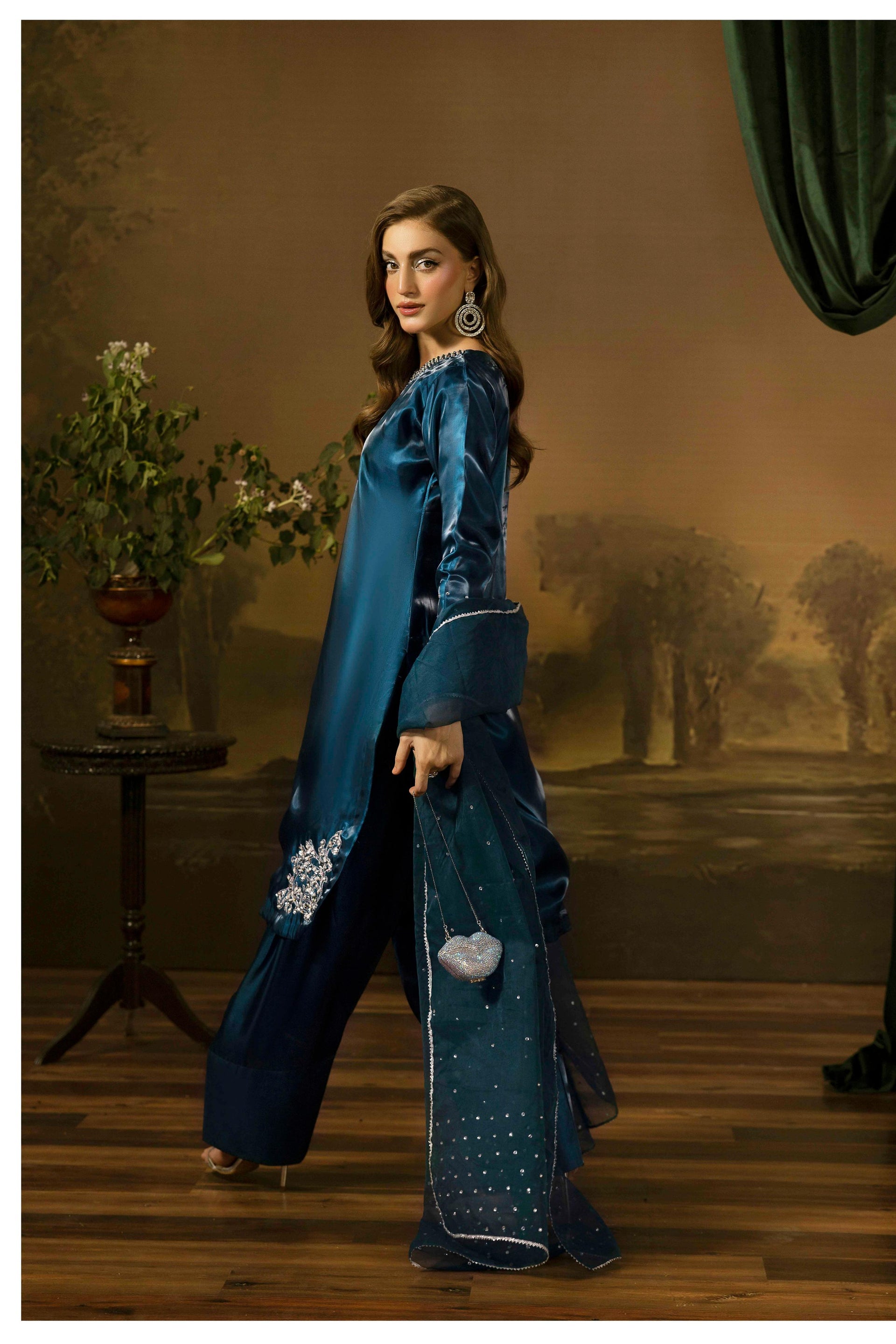 Allys Silk VX-102