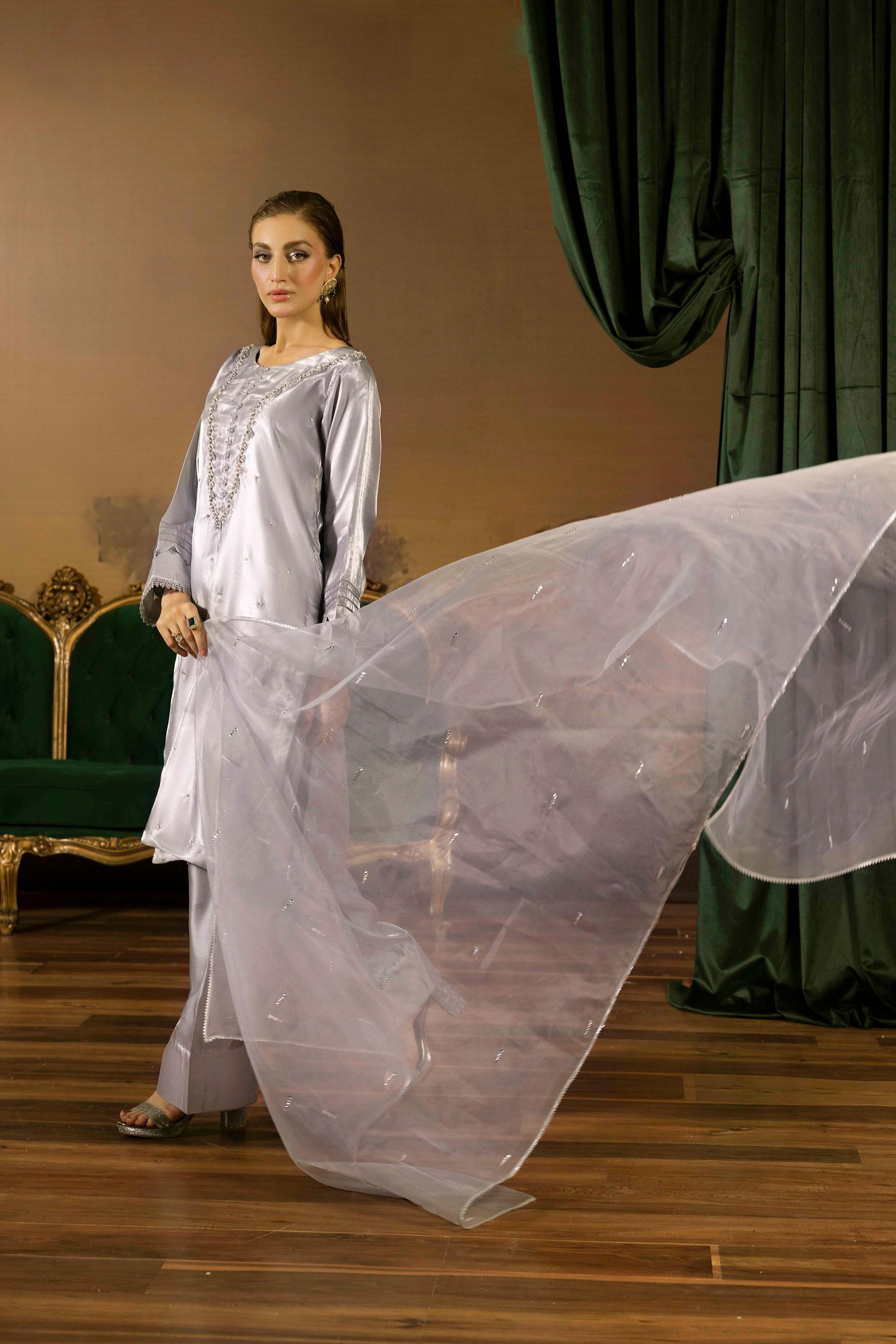 Allys Silk VX-102