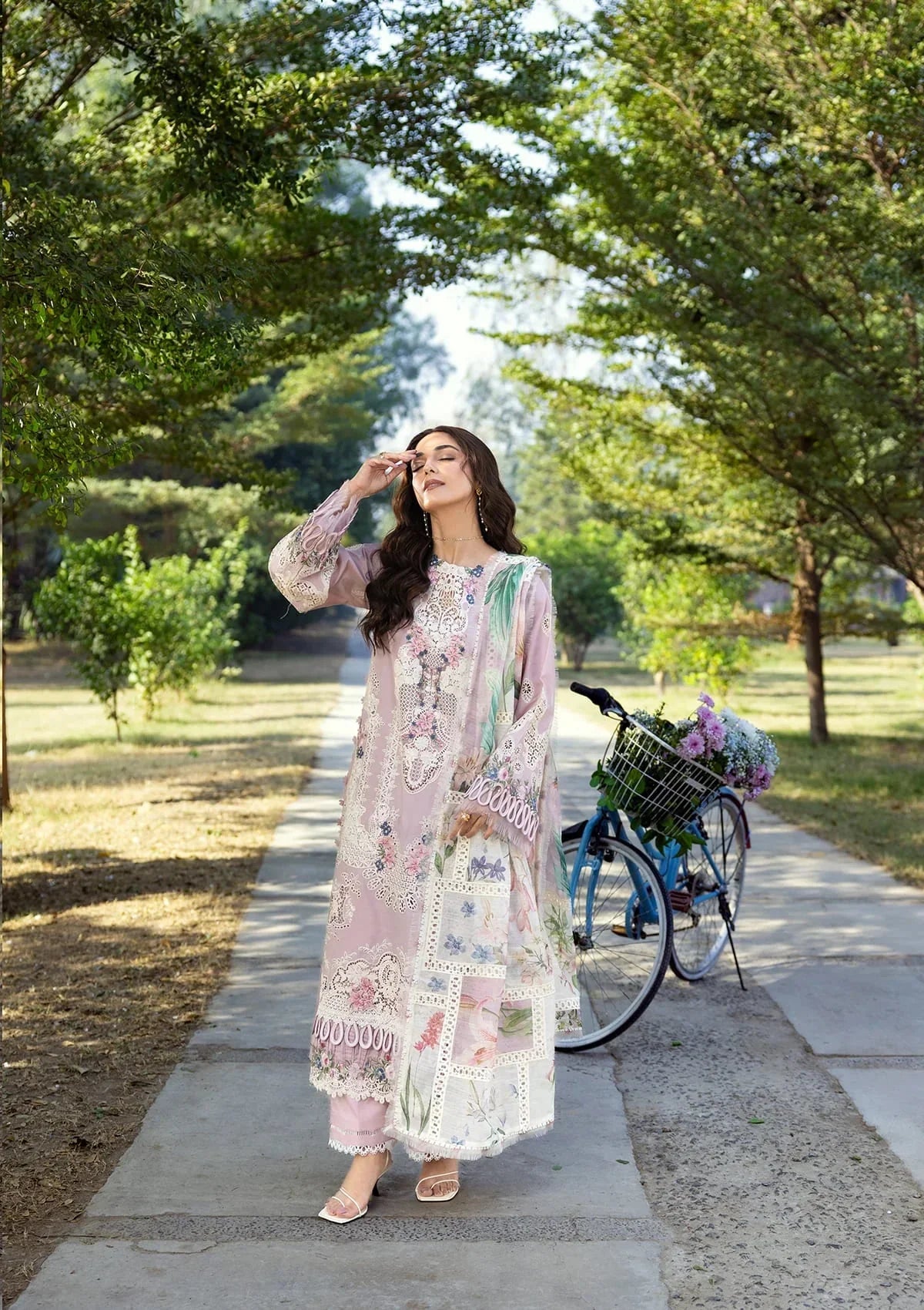 Elaf Premium Embroidered Luxury Lawn 3Pc Suit ELY-01A MAISON PINK