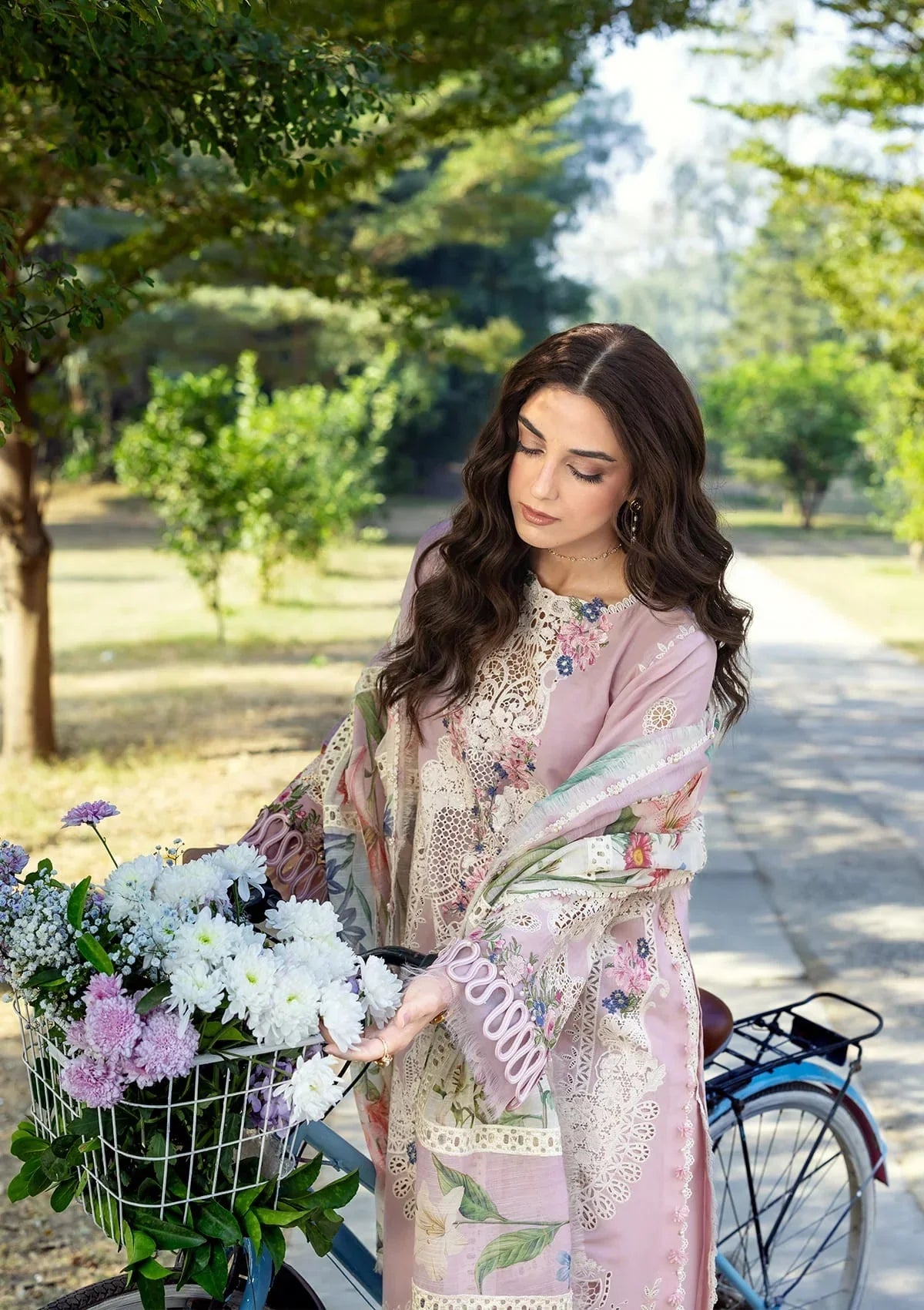 Elaf Premium Embroidered Luxury Lawn 3Pc Suit ELY-01A MAISON PINK
