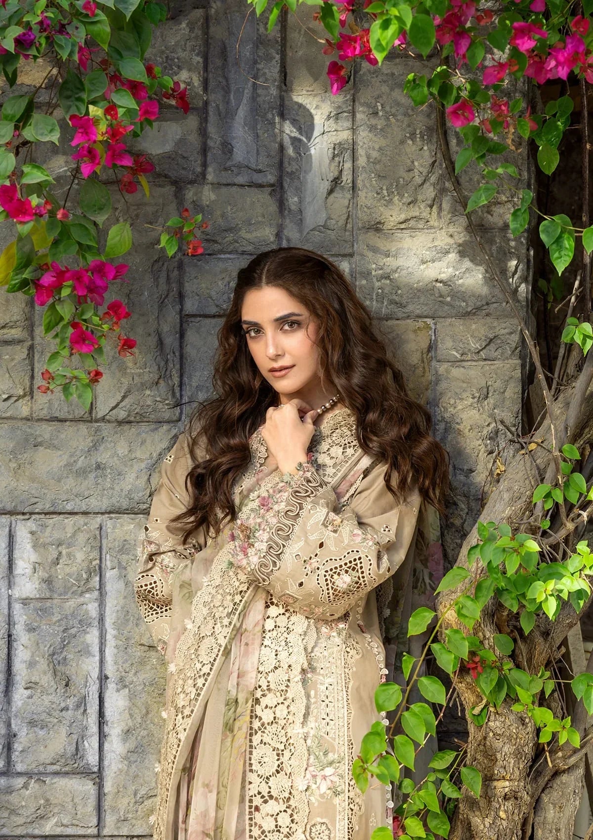 Elaf Premium Embroidered Luxury Lawn 3Pc Suit ELY-02A CAMELLIA