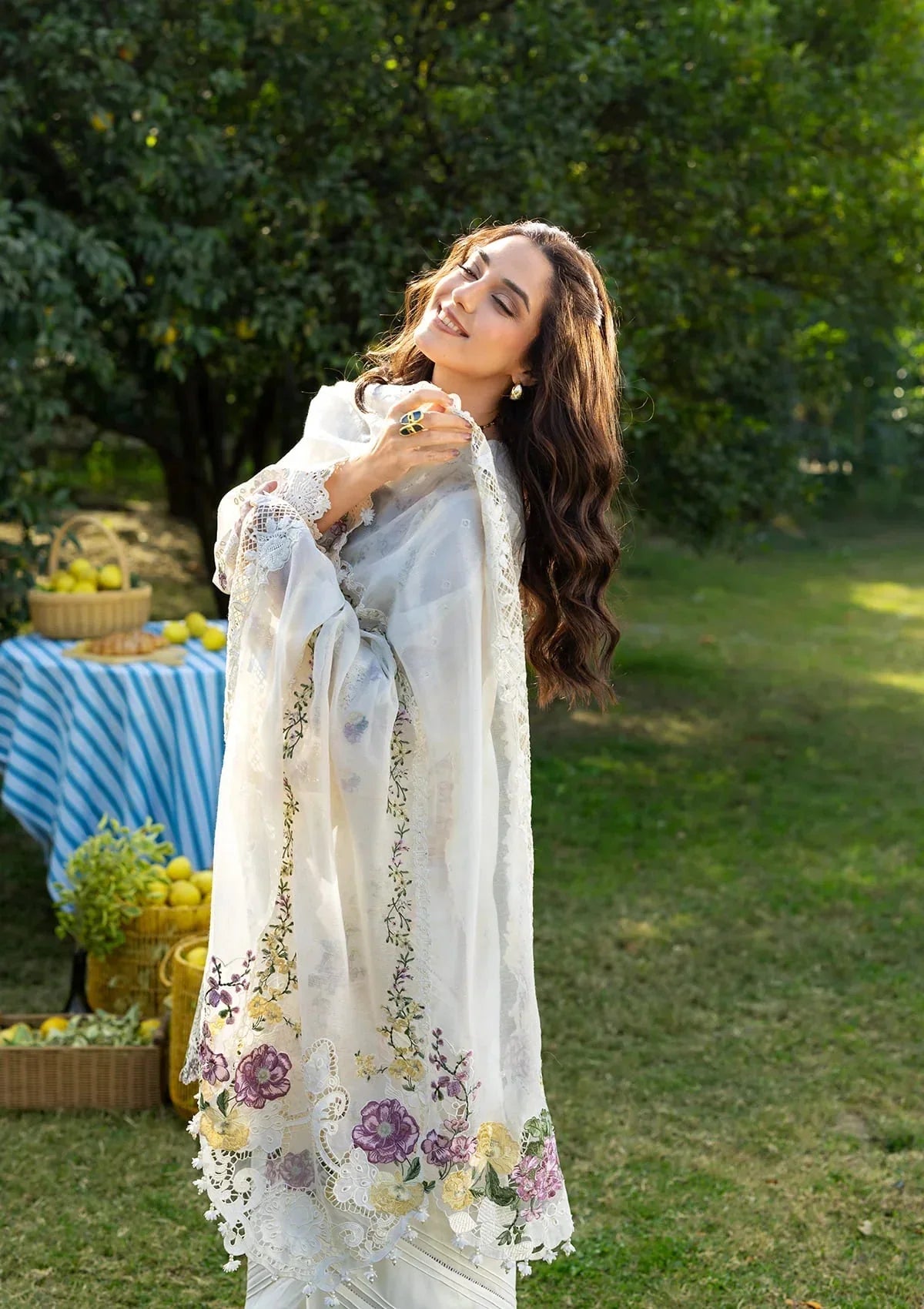 Elaf Premium Embroidered Luxury Lawn 3Pc Suit ELY-03A PERLE