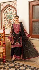 Zarqash Noir – Embroidered Lawn Suit with Chiffon Dupatta