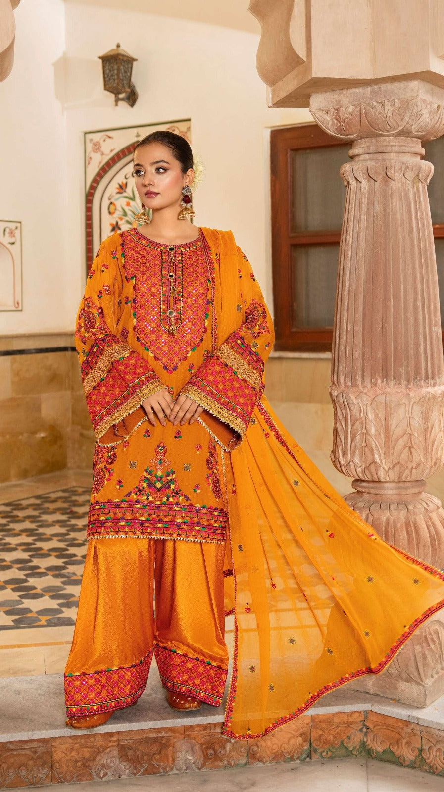 Sunara Amber – Embroidered Lawn Suit with Chiffon Dupatta