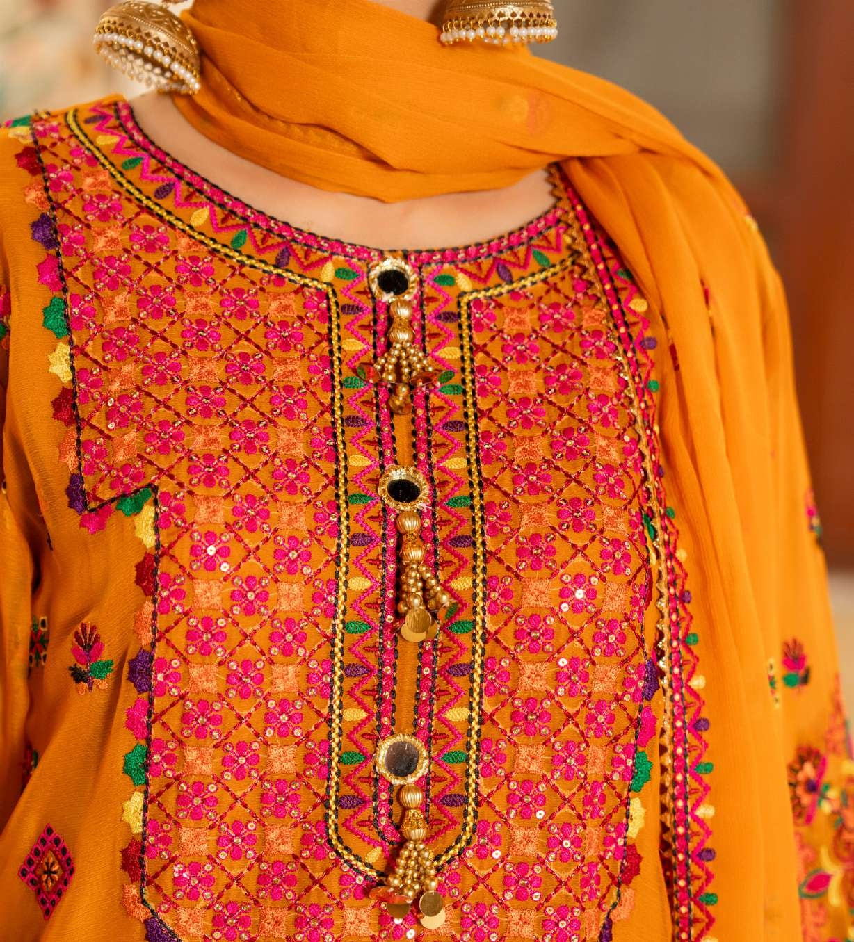 Sunara Amber – Embroidered Lawn Suit with Chiffon Dupatta