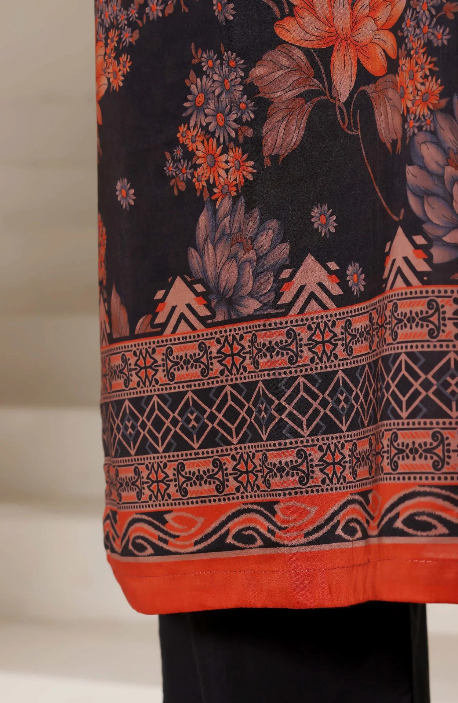 Sadabahar Printed Lawn Stitched 3 Piece Suit - D-02 - SBD26NLP - Black - Summer Collection