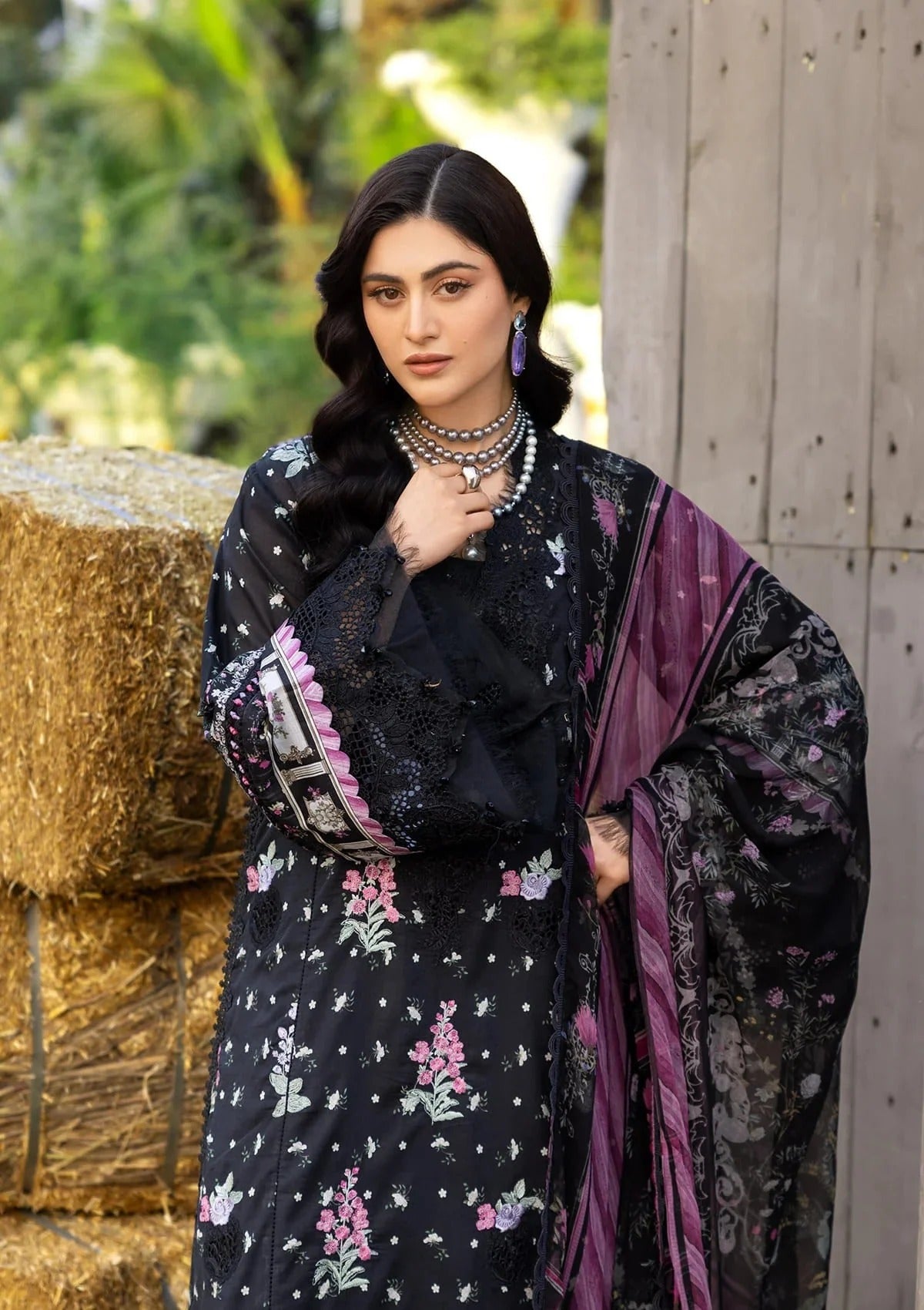 Elaf Premium Print Chikankari Lawn Unstitched 3PC Suit – ERC-7A Arzo