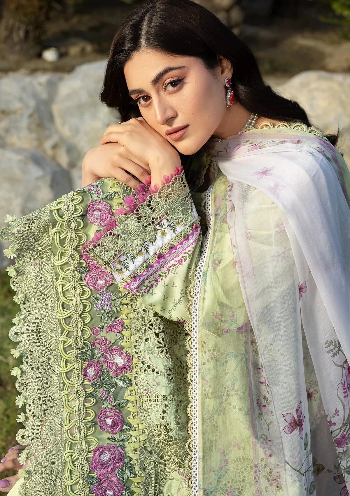 Elaf Premium Print Chikankari Lawn Unstitched 3PC Suit – ERC-2A Hina