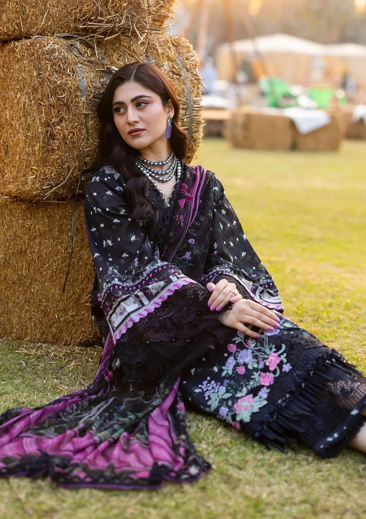 Elaf Premium Print Chikankari Lawn Unstitched 3PC Suit – ERC-7A Arzo