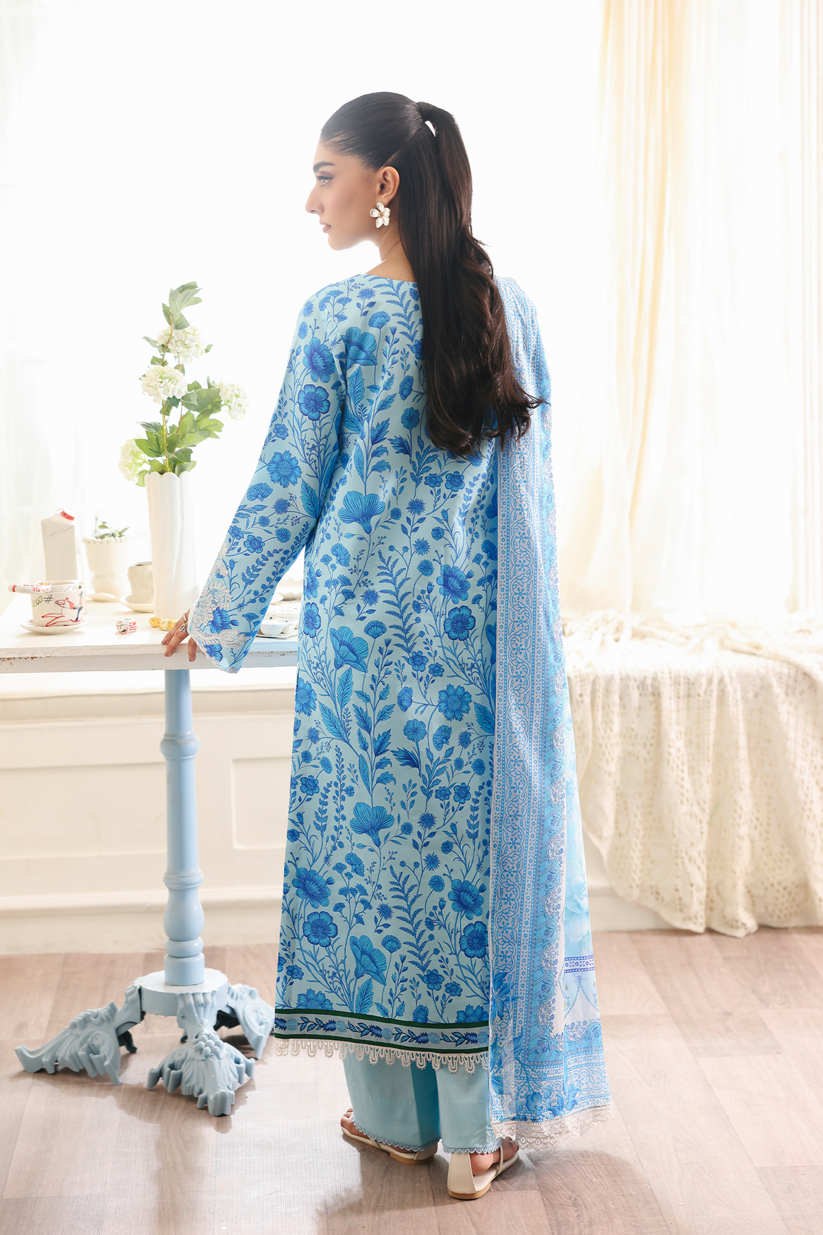 Nissa Floral Symphony 07