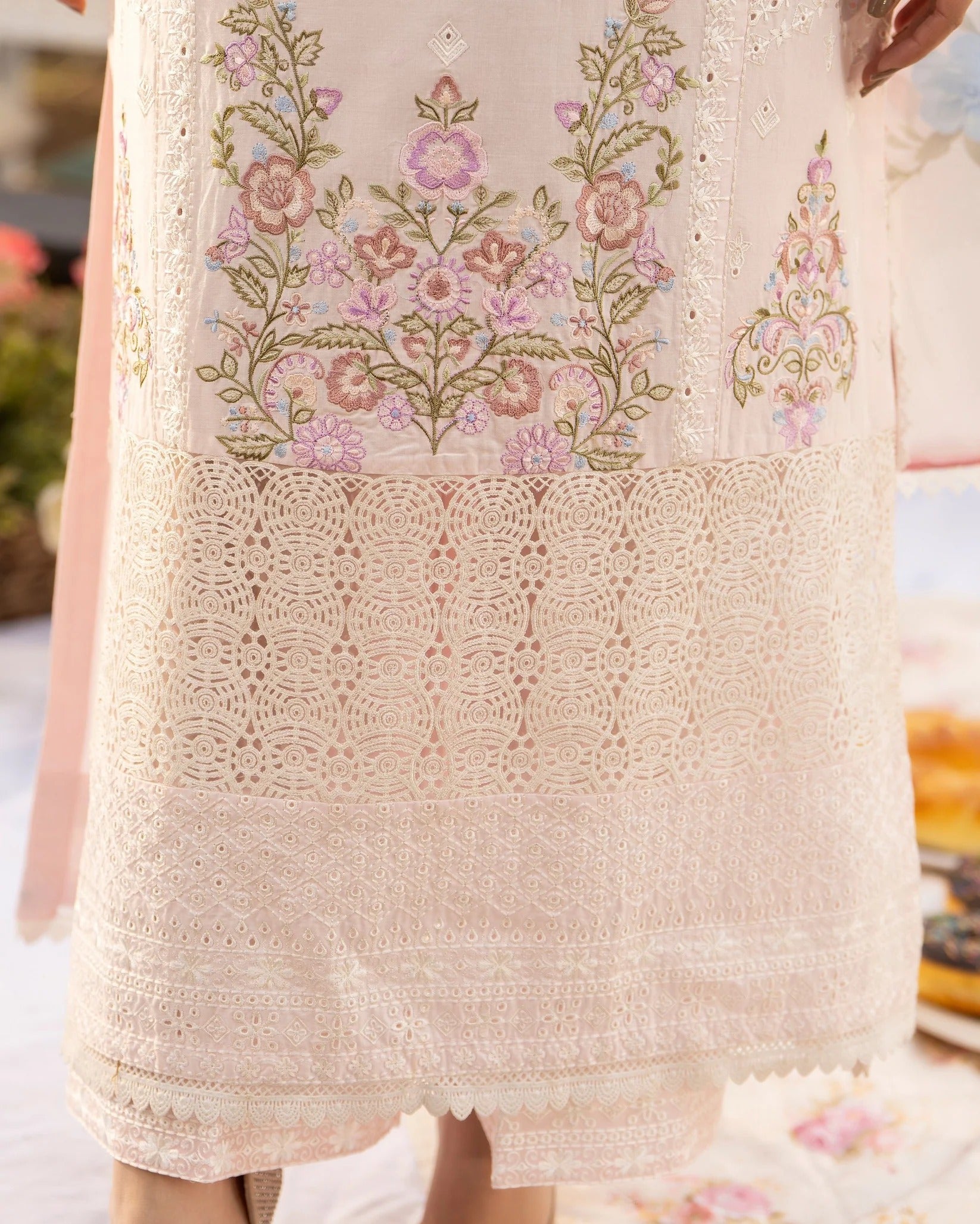 PASTEL PINK