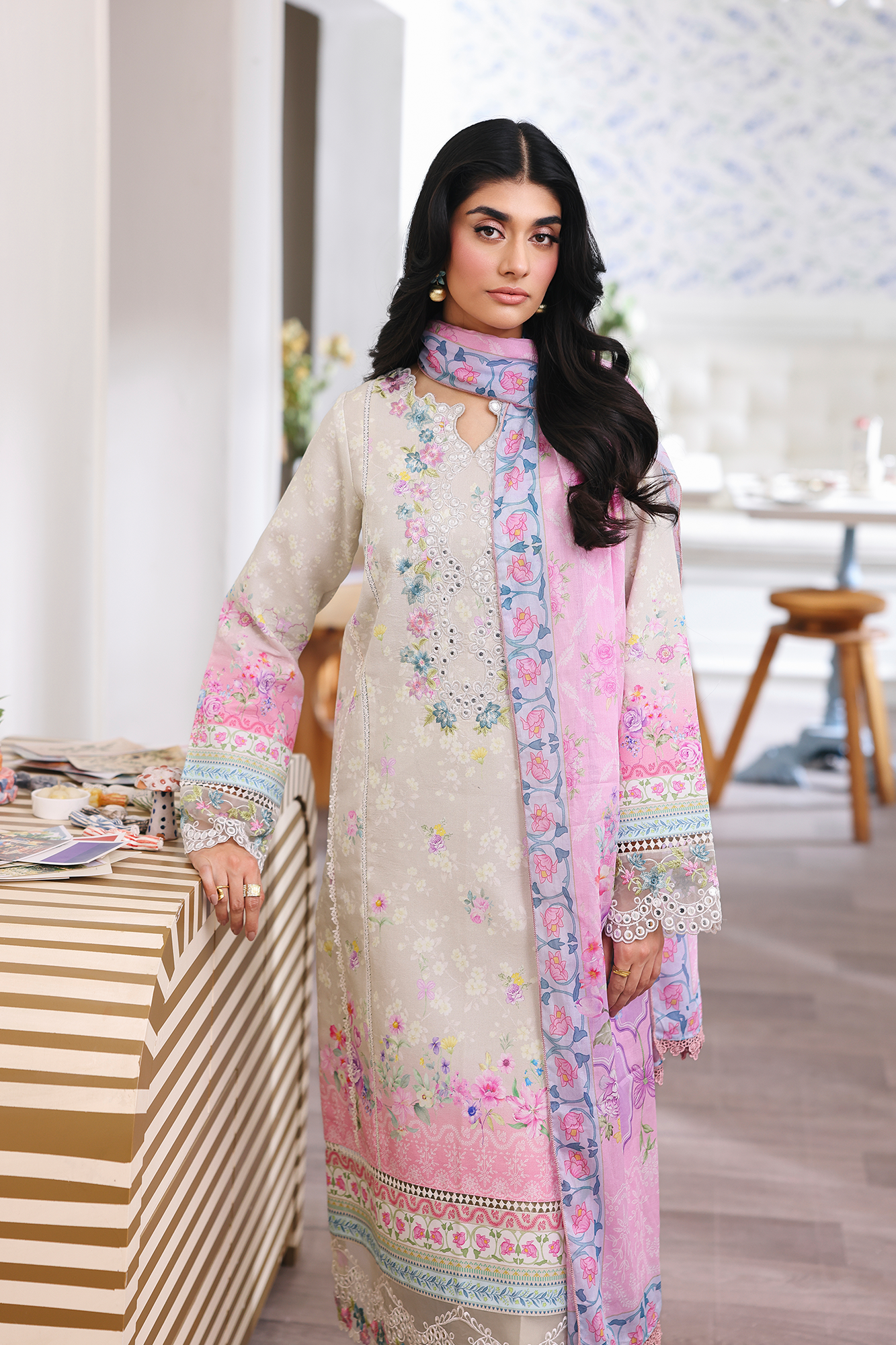 Nissa Floral Symphony 08