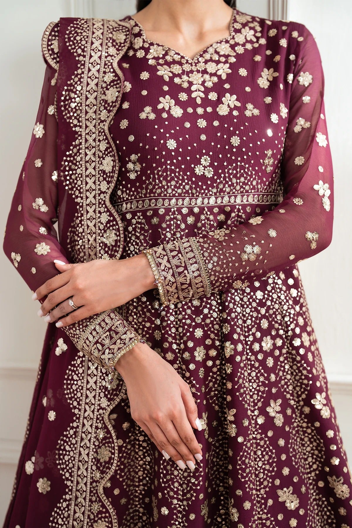 MAROON EMPRESS